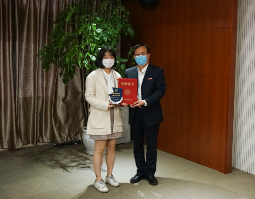 吕旭文校友捐赠抗疫物资助力母校复学-浙江财经大学