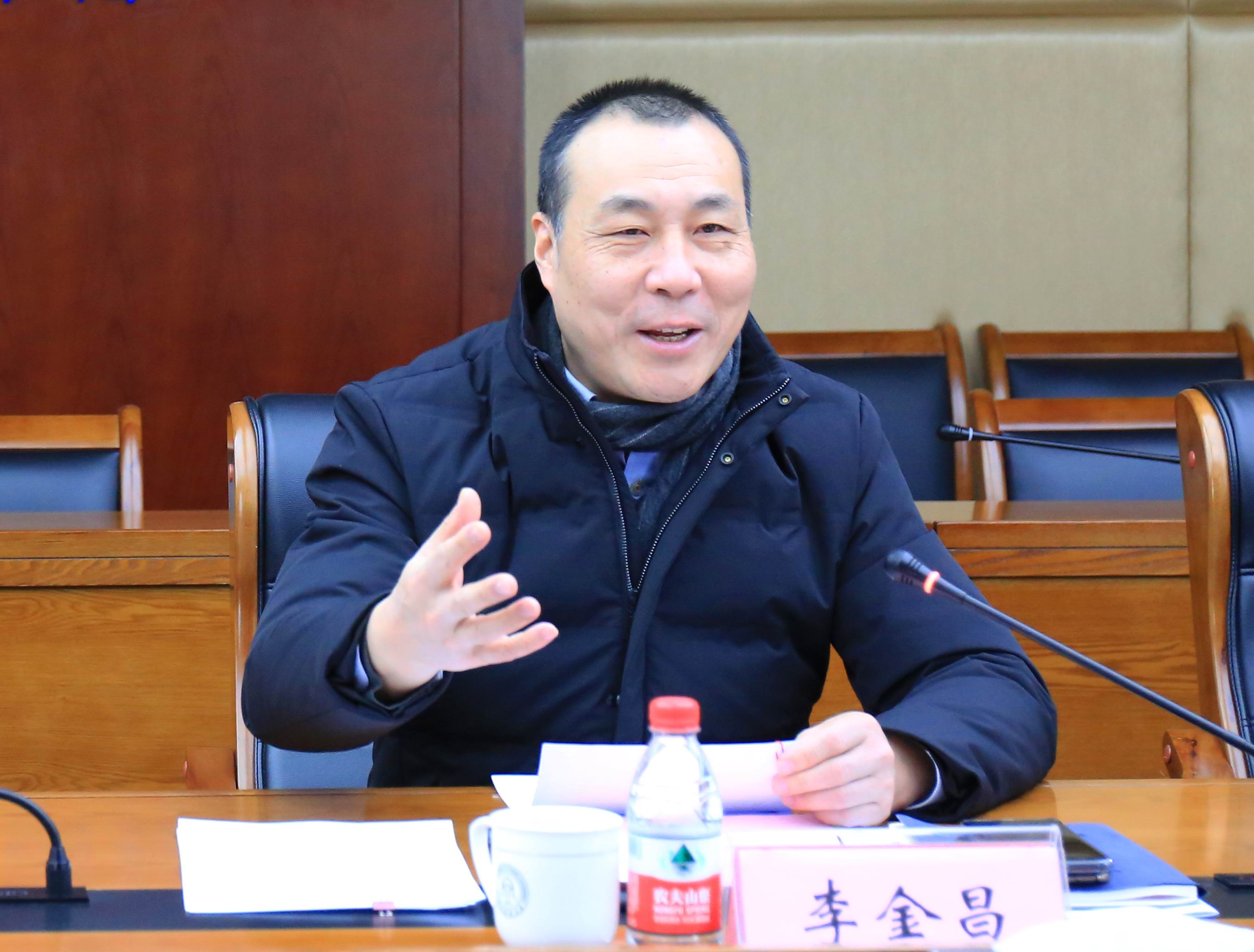 扬州大学党委书记姚冠新来校调研交流